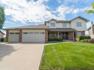 8649 Glenshire St, Tinley Park, IL 60487