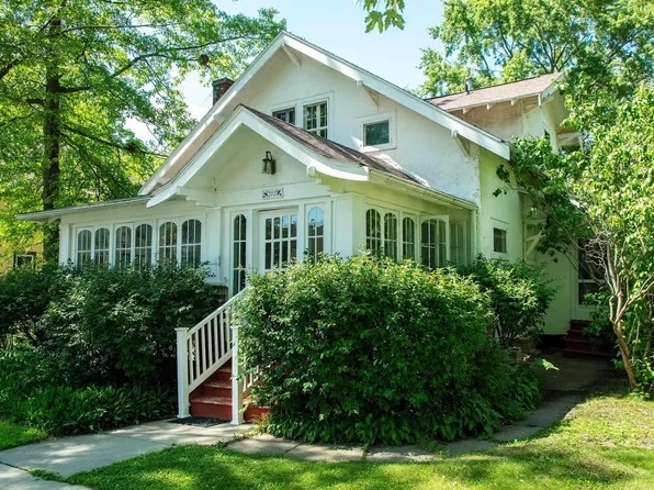 212 2nd Ave NW, Waverly, IA 50677