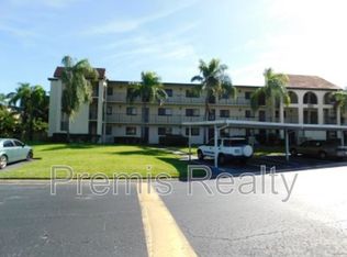 3055 Casa Del Sol Cir APT 103, Clearwater, FL 33761