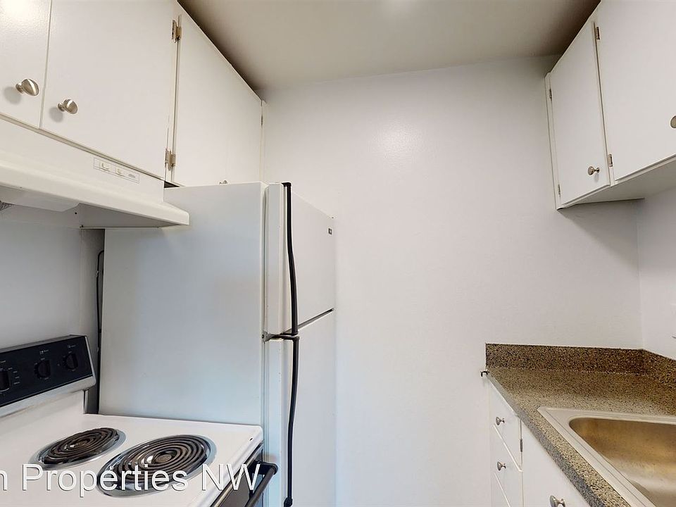 1st image of 315 NE Puget St #10