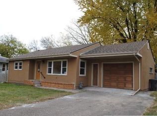 1726 Burns Ave, Saint Paul, MN 55106