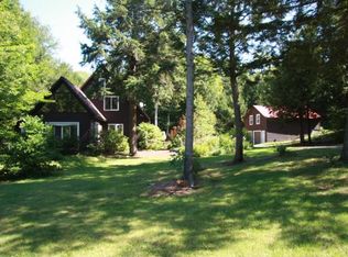 43 Woods Rd, Holderness, NH 03245