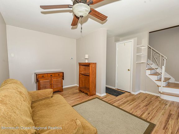 5th image of 104 Village Green Way