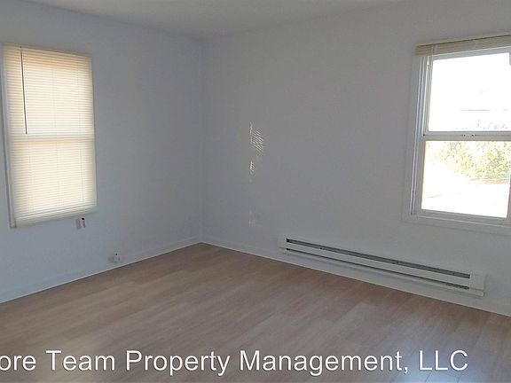 5th image of 1213 Gillespie St