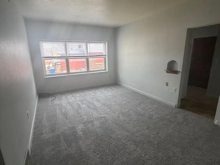 808 State St — Photo 11