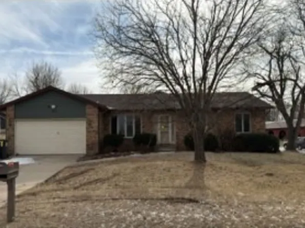 4223 W Central Park Ave, Davenport, IA 52804