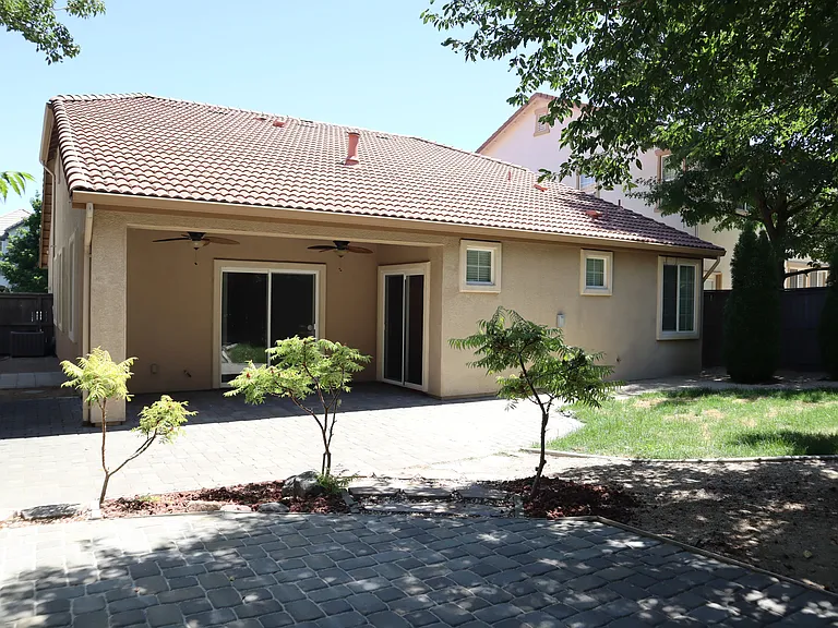 540 Needles Ct — Photo 4