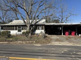 5815 14th Ave, Eastman, GA 31023