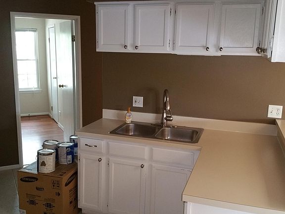 5th image of 1235 Wyndham Ct APT 202