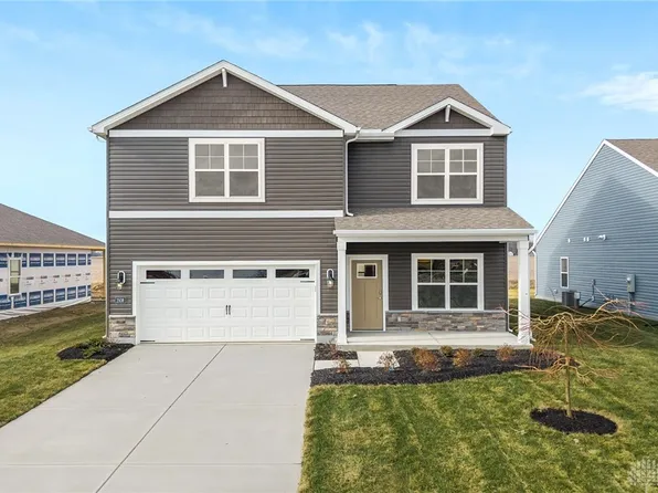 2936 Hoying Dr, Troy, OH 45373