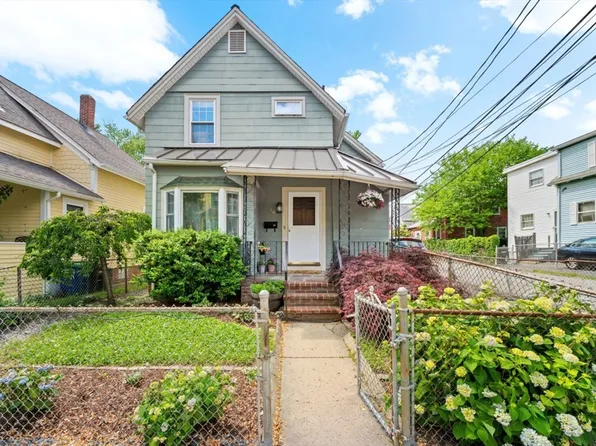 46 Linden Ave, Somerville, MA 02143
