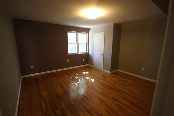 Rented by Nooklyn NYC LLC | media 42