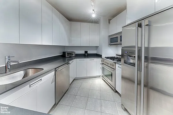 Rented by Brown Harris Stevens | media 9