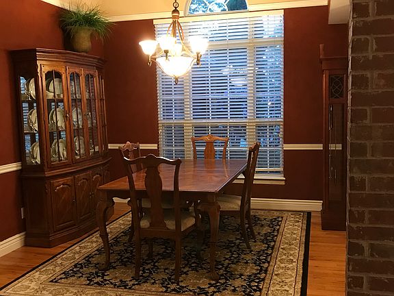 5th image of 4418 W Arlington Dr