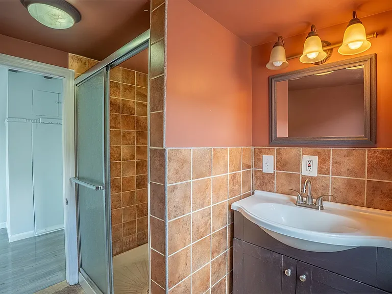 24 Edwards Ct #2 — Photo 19