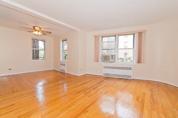 Sold by Luxor Homes & Investment Realty | media 22