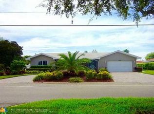5584 Bayview Dr, Fort Lauderdale, FL 33308