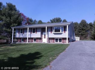 700 Lake Dr, Westminster, MD 21158