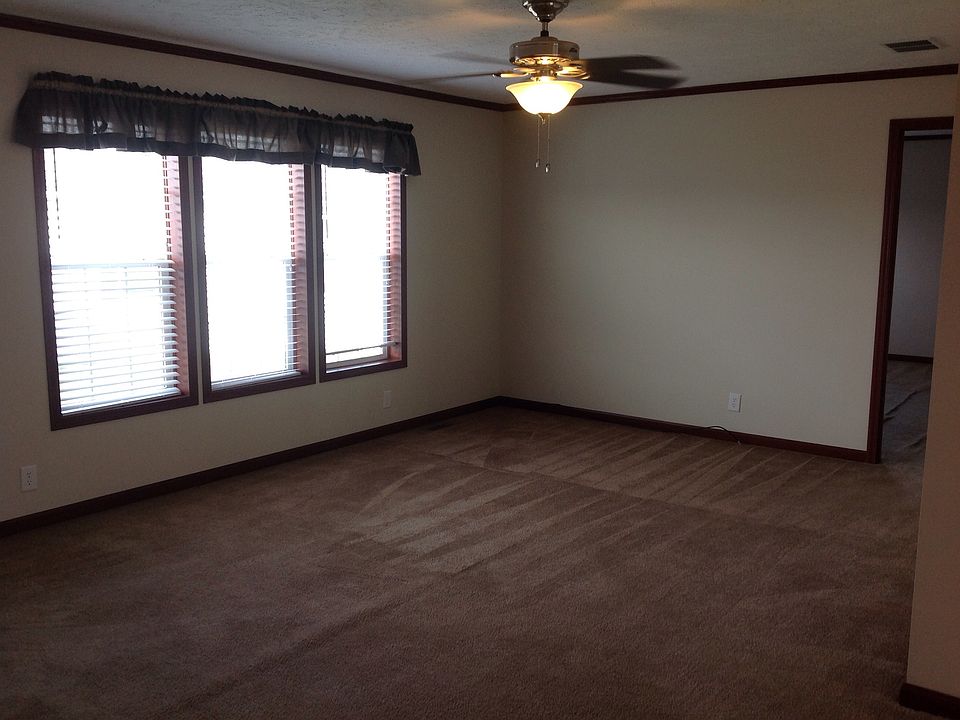 2nd image of 9656 Bloomsbury Cir