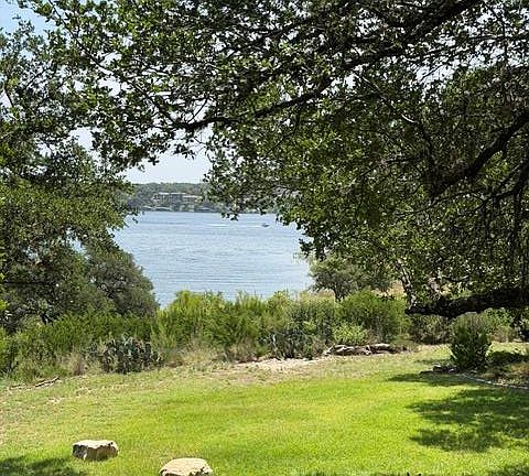 2nd image of 133 Comanche Point
