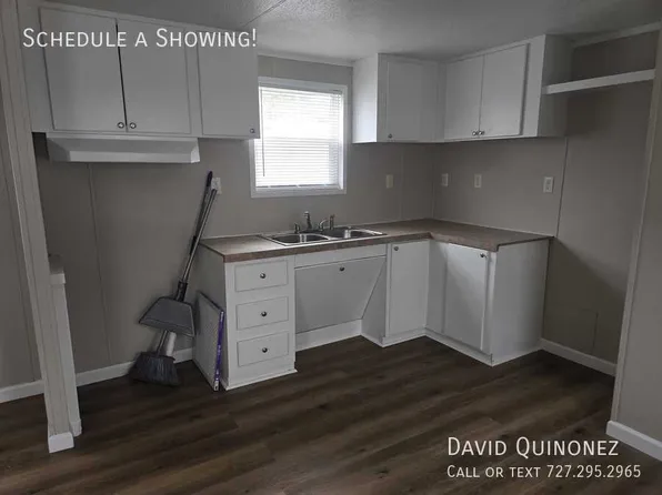 10 Butler Dr, Zanesville, OH 43701