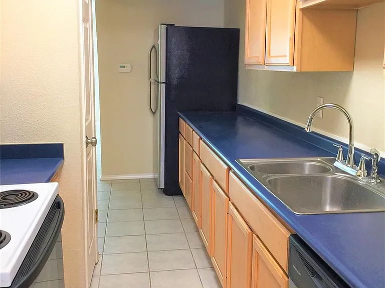 4117 Keeler Ct #4 — Photo 7