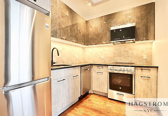 2nd image of 340 Irving Ave #3B