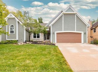 11481 S Millview Rd, Olathe, KS 66061