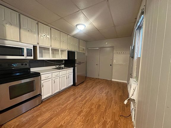 2nd image of 1515 S Norton Ave #B