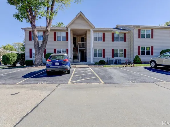 97 Sugar Bend Ct, Saint Peters, MO 63376