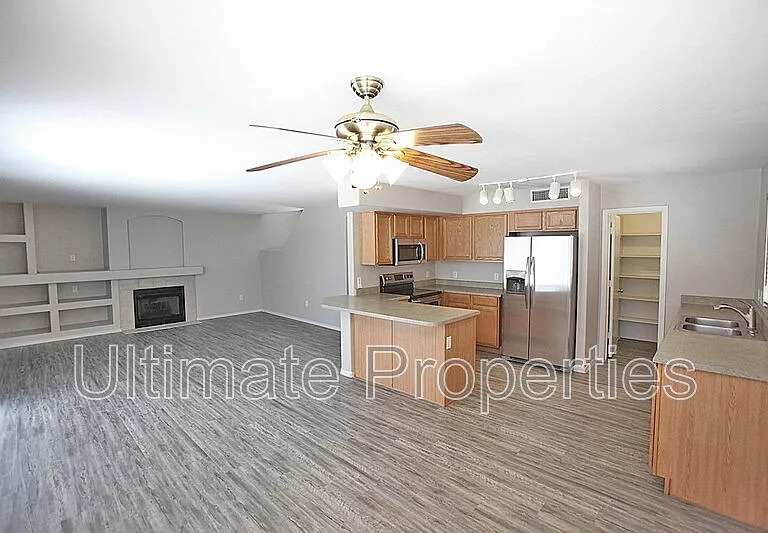 6132 N Florence Ave — Photo 5