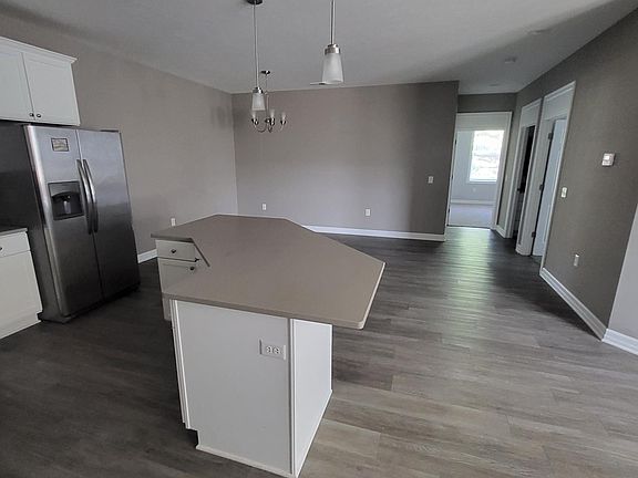 4th image of 5038 Homestretch Dr