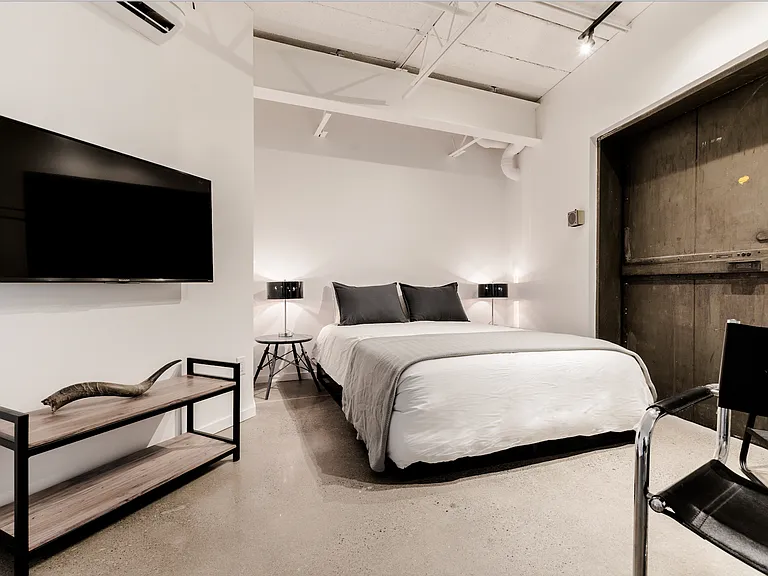 21 Green St #3A — Photo 7