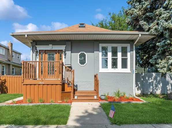 2826 Edgington St, Franklin Park, IL 60131