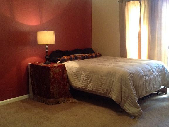 4th image of 698 Oakmont Ave Unit 1309