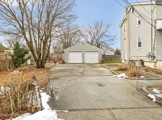 1784 Stein Dr, Bay Shore, NY 11706