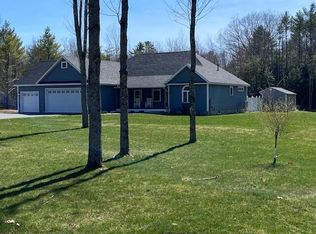 55 Whitney Way, Topsham, ME 04086