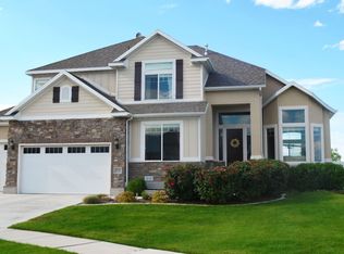 333 W Shoreline Ct, Vineyard, UT 84058