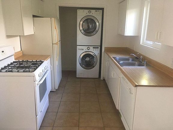 5th image of 5042 Topanga Canyon Blvd