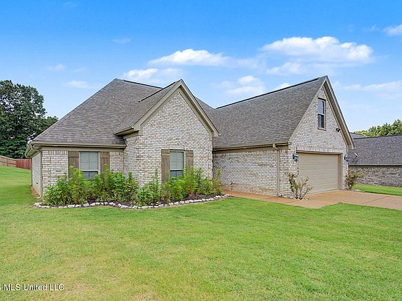 2nd image of 125 Highland Dr