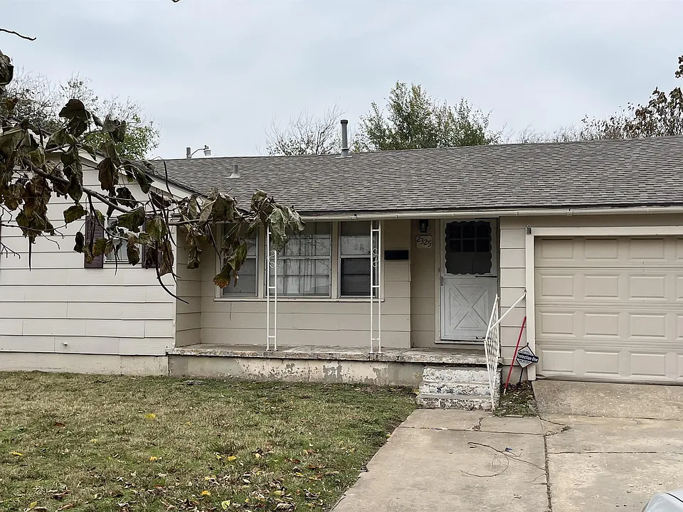 2325 McCracken Dr