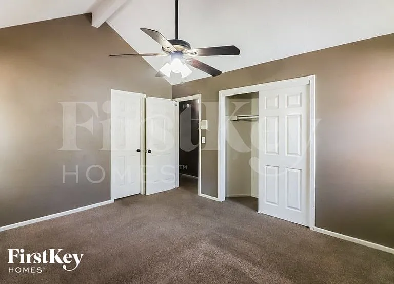 9137 E 90th Ter — Photo 6