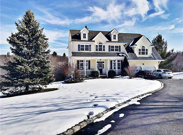 1st image of 29 Wyndham Ln