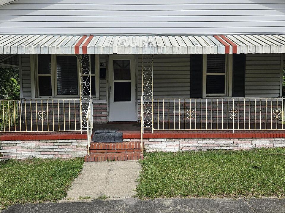 1st image of 807 S 12th Street