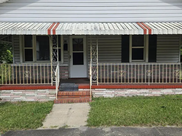 807 S 12th Street, Wilmington, NC 28401