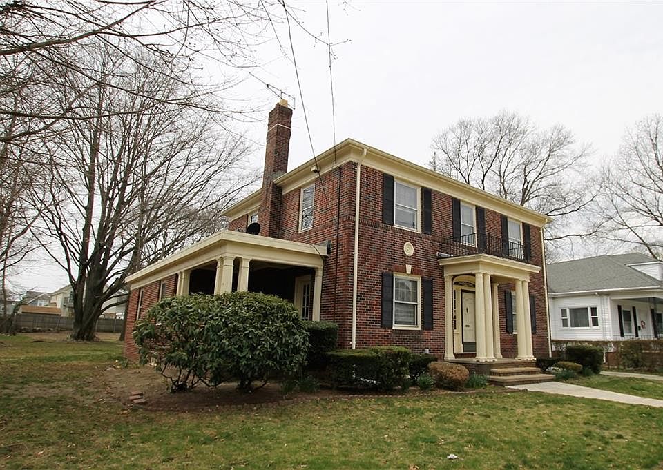 1st image of 189 Waterman Ave