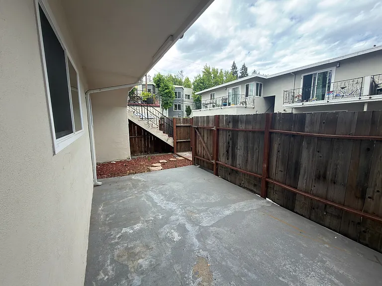 3530 Alden Way #1 — Photo 10