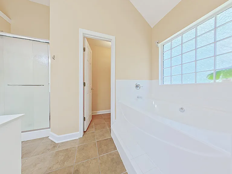 615 Ventana Dr — Photo 8