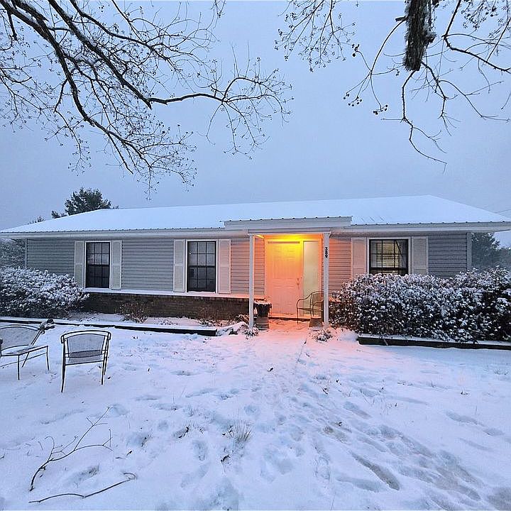 1st image of 389 Walton Rd