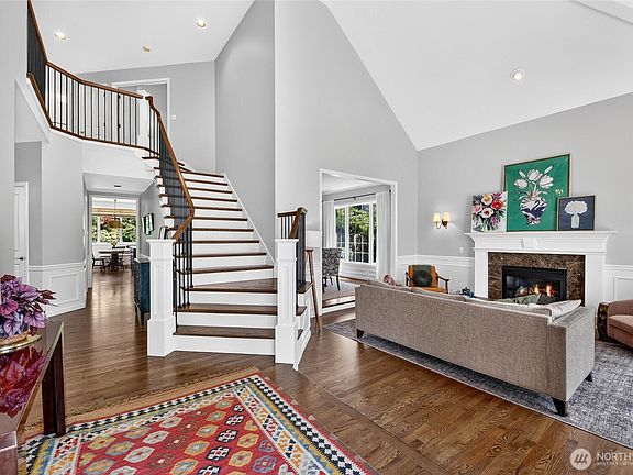 4th image of 118 246th Way SE